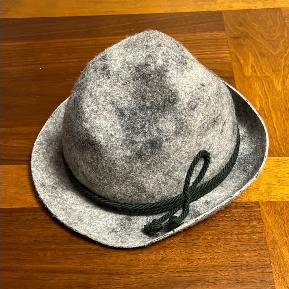 Gray Wool felted German hat for Octoberfest festival! Size medium